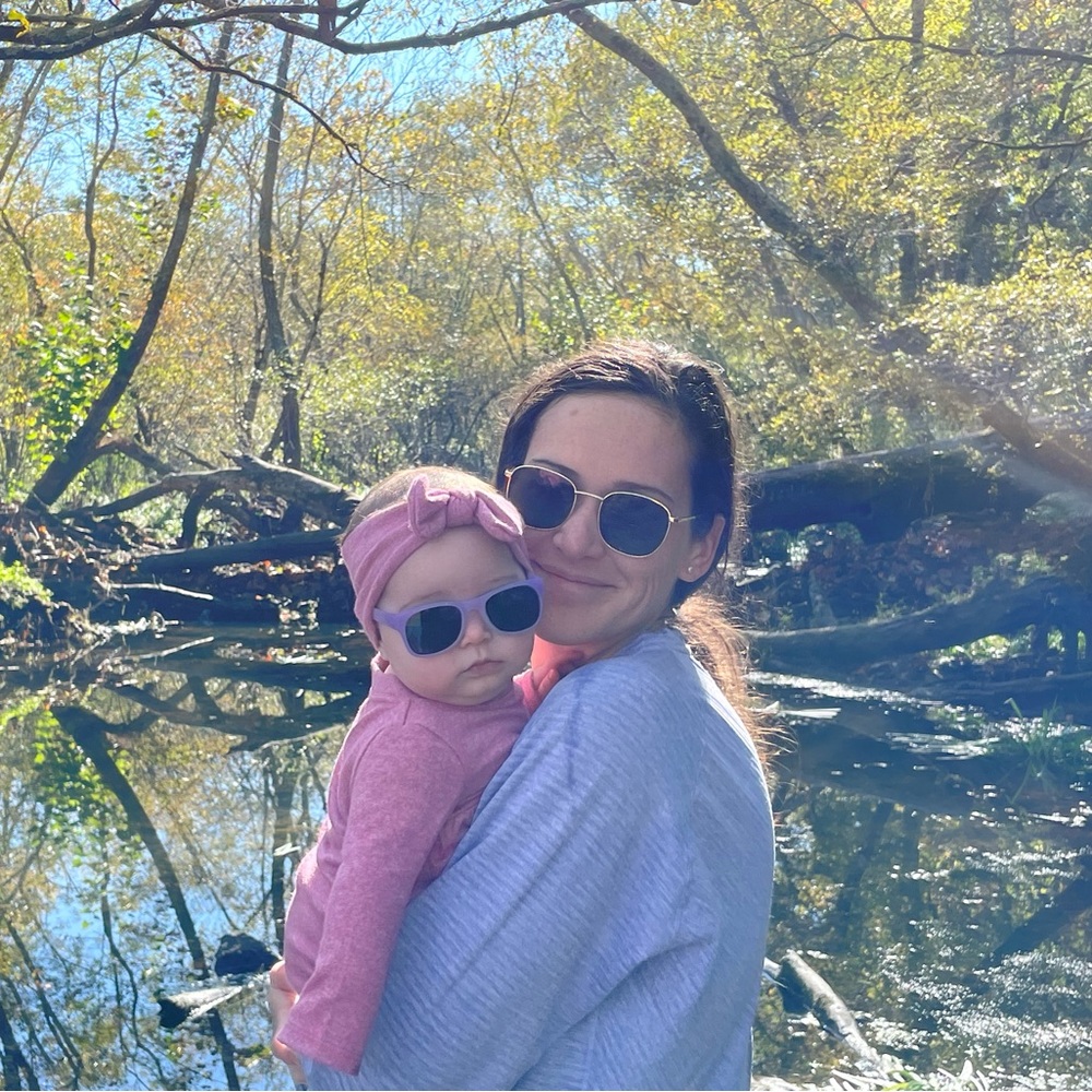 Meet your Posher, Emily